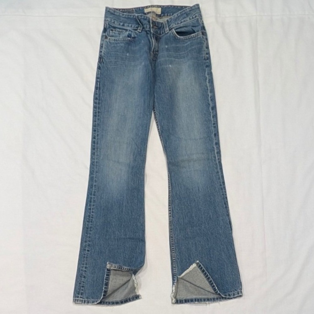BKE Culture Women Blue Flare Jeans Low Rise Distressed Slit Hem 27x33.5